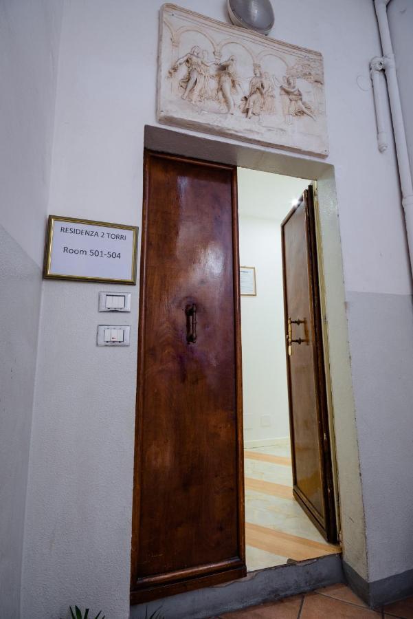 Residenza Due Torri Check In Presso Hotel Centrale Vicolo Cattani 7 โบโลญญา ภายนอก รูปภาพ